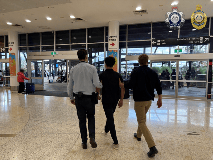 Canberra man charged over failed methamphetamine import believed to be vapes 