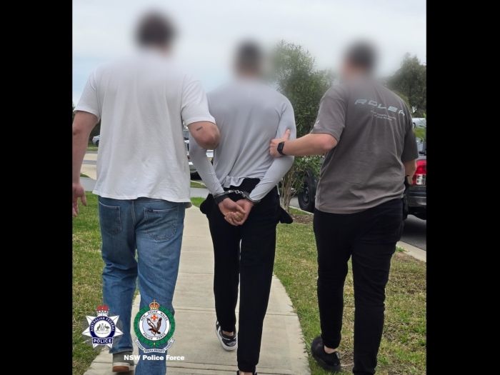 Cocaine worth $1.6m seized, three charged in joint NSWPF-AFP operation – south-west Sydney 