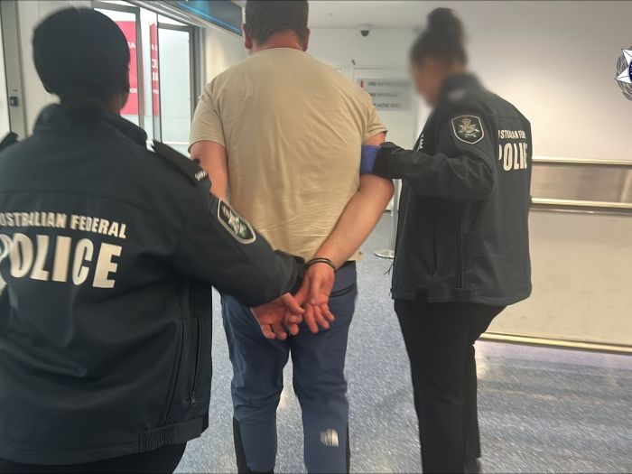 Man arrested at Sydney Airport