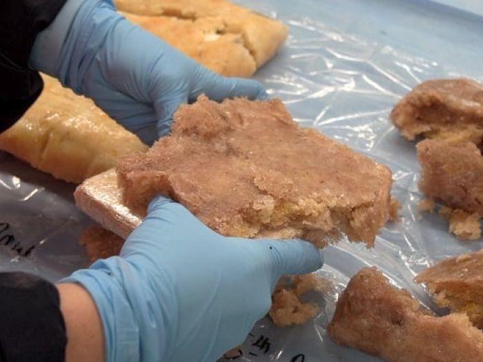 Banana pulp covering cocaine