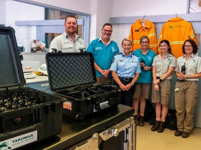 Taronga Zoo receives AFP Christmas gift.